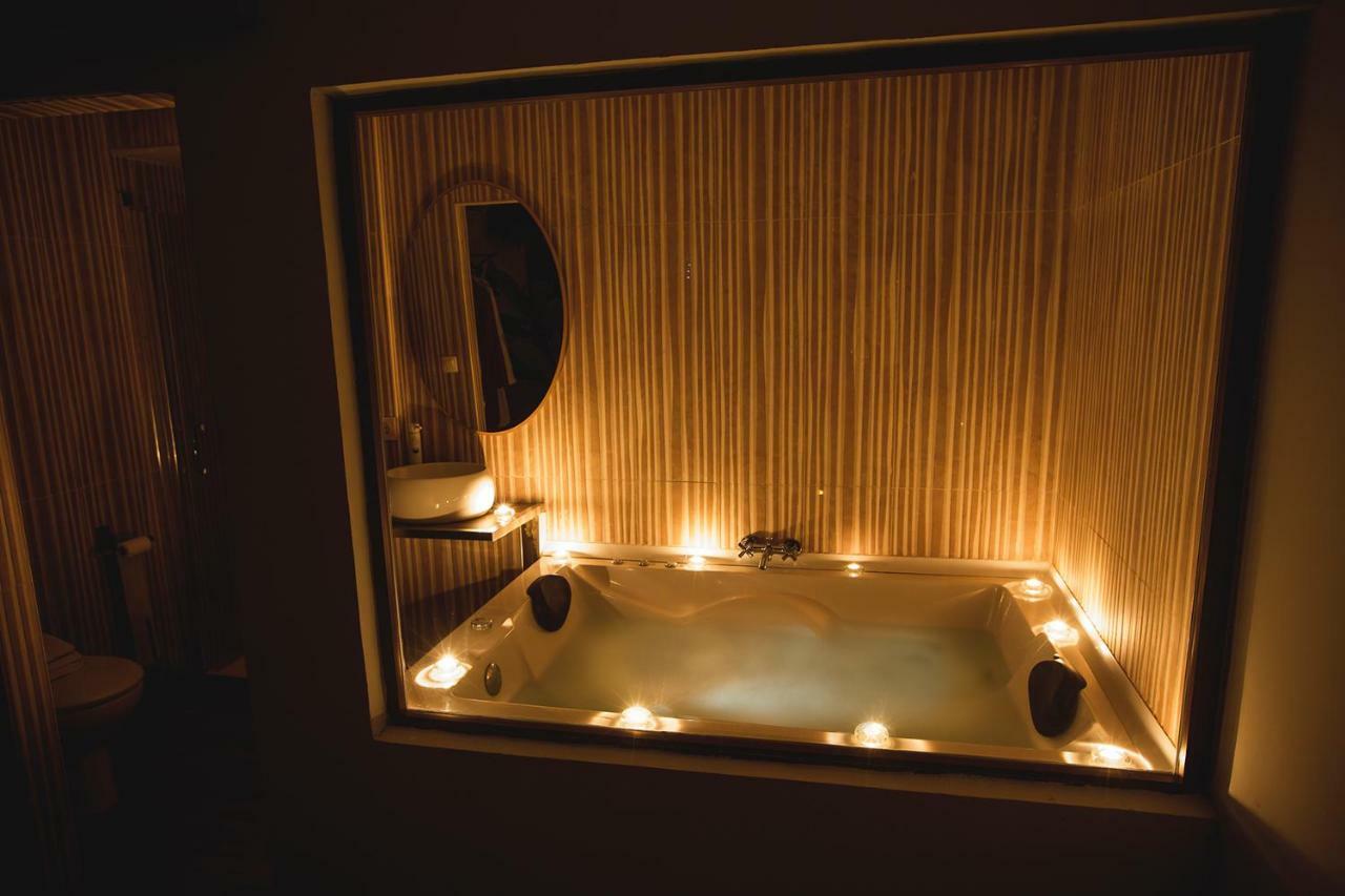 Junior Suites con Jacuzzi Babilafuente Exterior foto